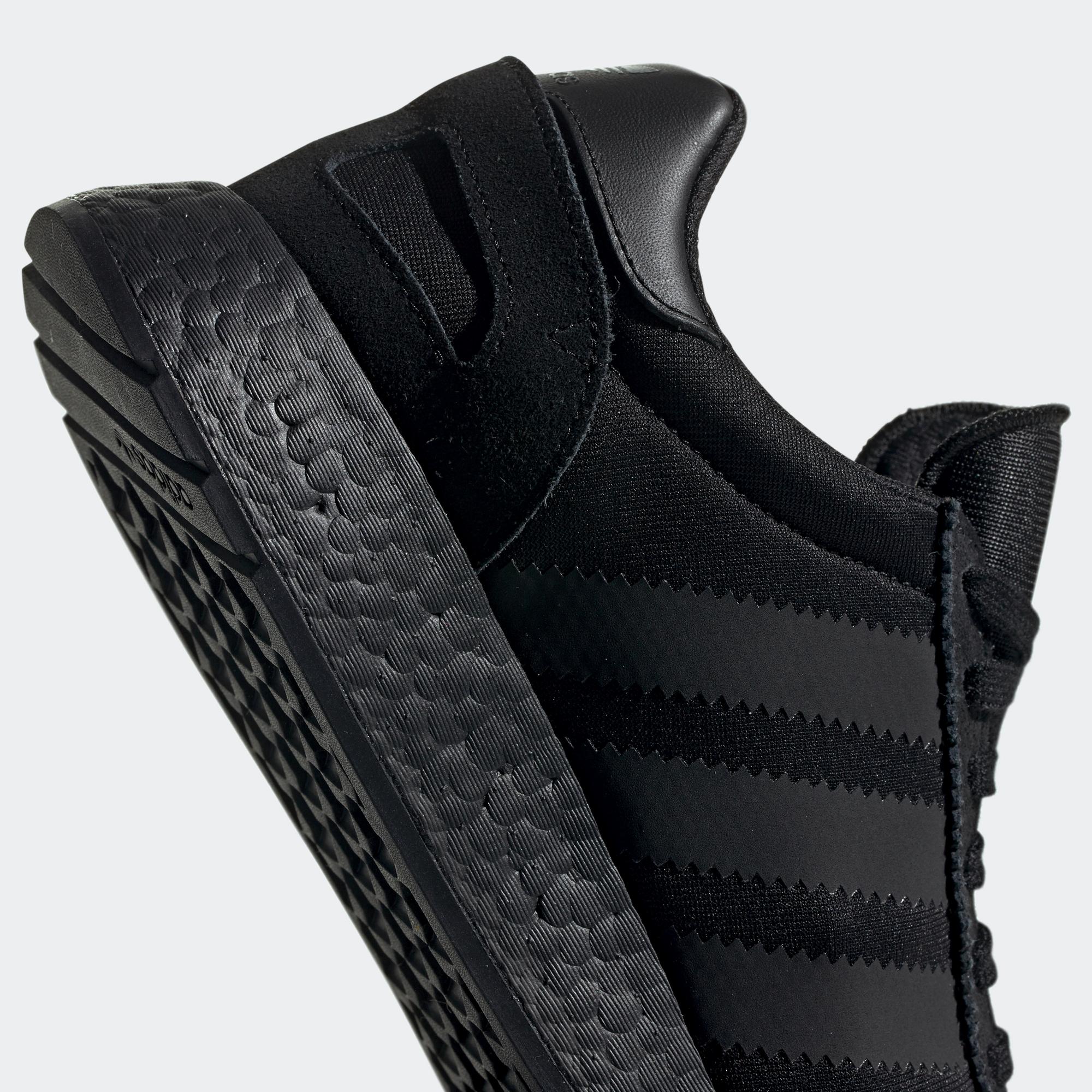 Bd7525 adidas sale