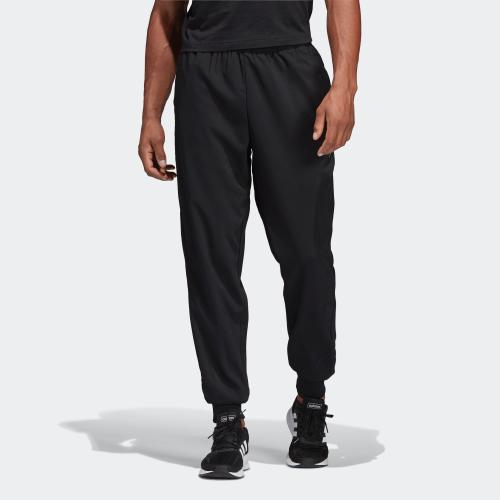 ESSENTIALS PLAIN TAPERED STANFORD PANTS 