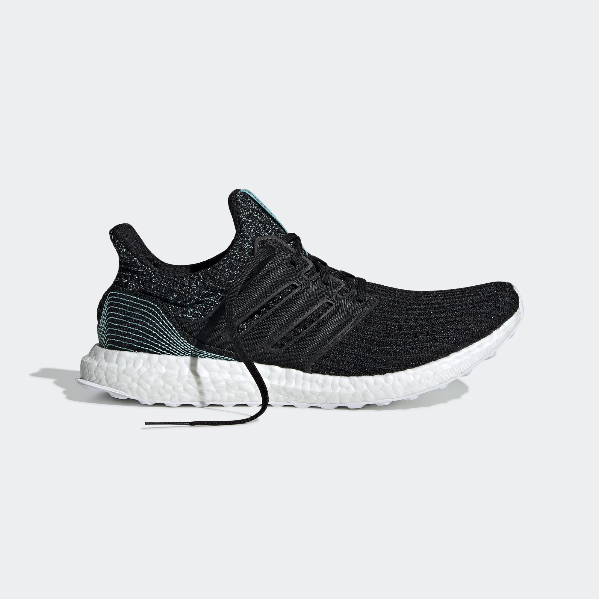 ULTRABOOST PARLEY adidas