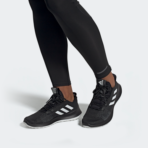 adidas sensebounce core black