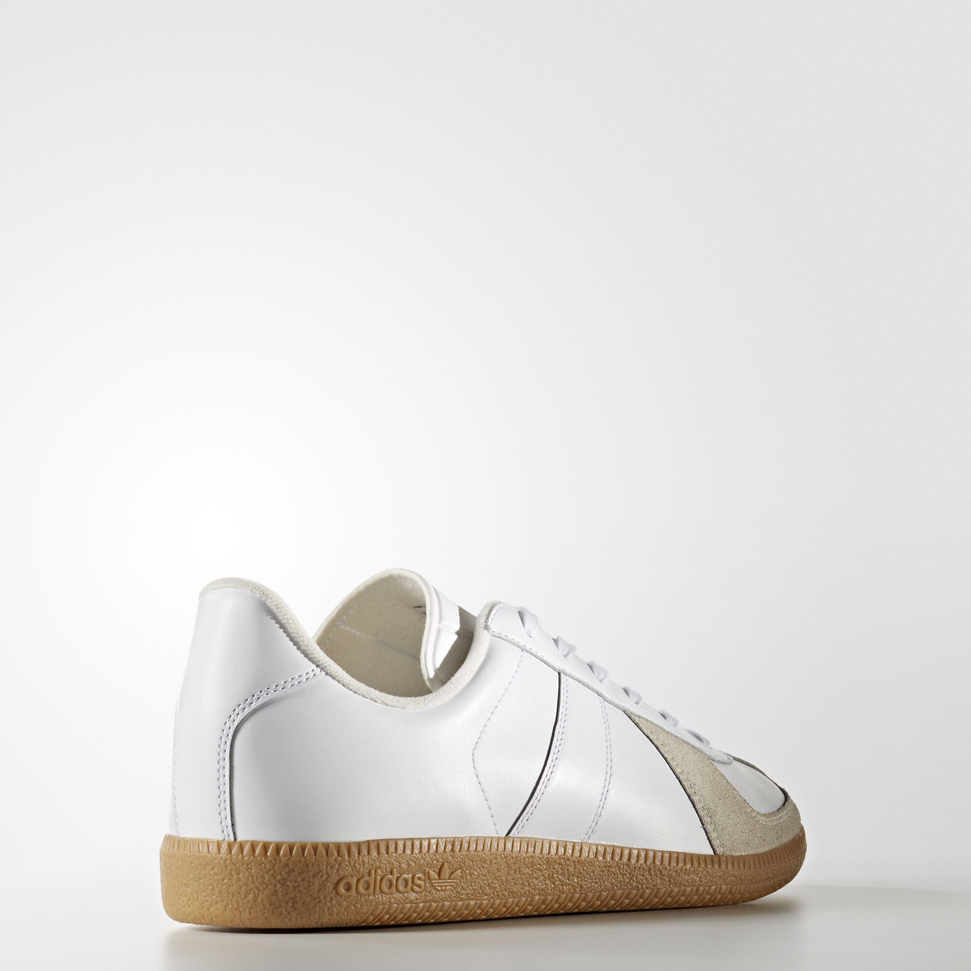 BW ARMY 經典鞋- 白色| 女子,男子| adidas(愛迪達)香港官方網上商店