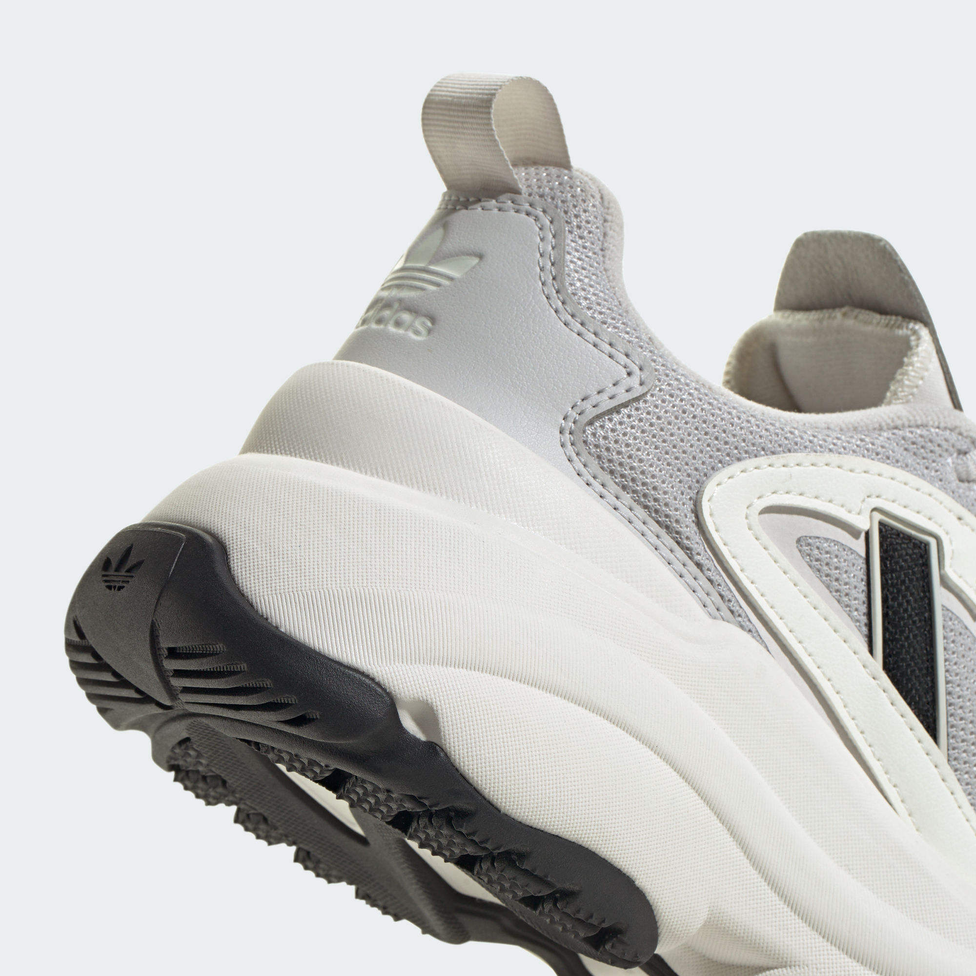 OZGAIA 運動鞋- 灰色| 女子| adidas(愛迪達)香港官方網上商店